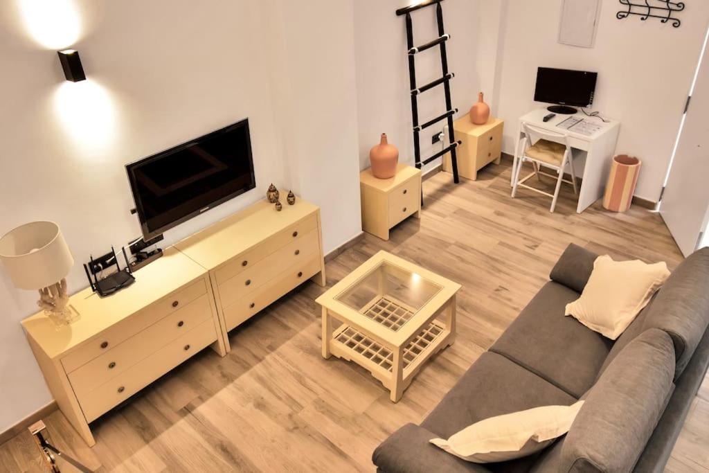 Moderno Loft En El Corazon Historico De Estepona - Casa Pepita 17 Luaran gambar